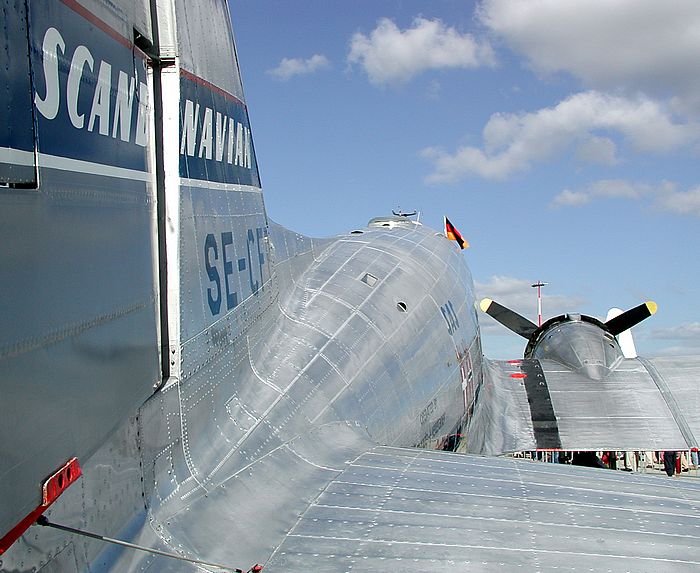 Douglas DC 3